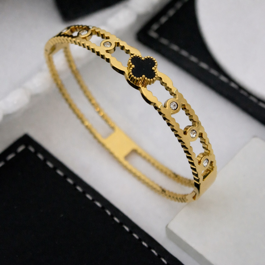 Gold Plated Anti Tarnish Black Clover Spark Bangle
